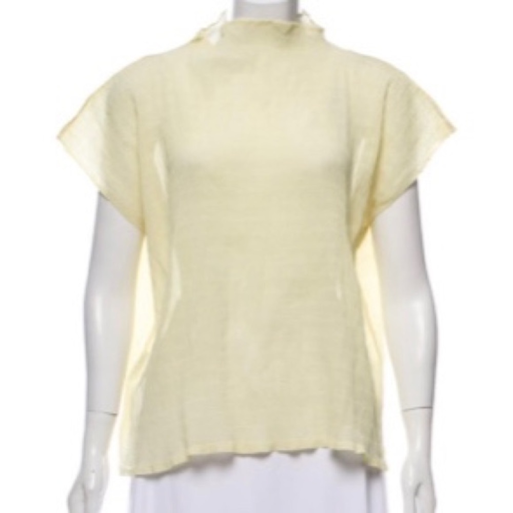 ISSEY MIYAKE | Pleated Accent•Cap Sleeve Top